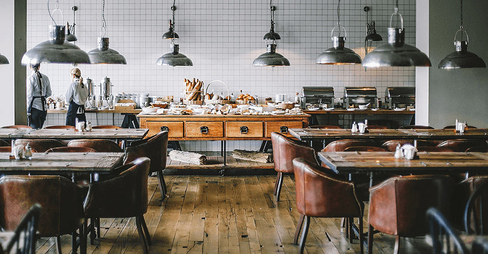 LIGHTホテルのカフェ